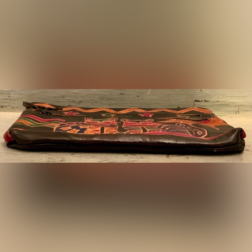 Vintage Genuine Leather Colorful Embossed Cats Clutch Made in India Like New - Picture 5 of 8